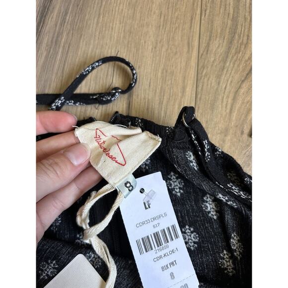 NEW LF Native Rose Size 8 Kloe Black Woven Cut Out Romper $78 - Picture 5 of 6